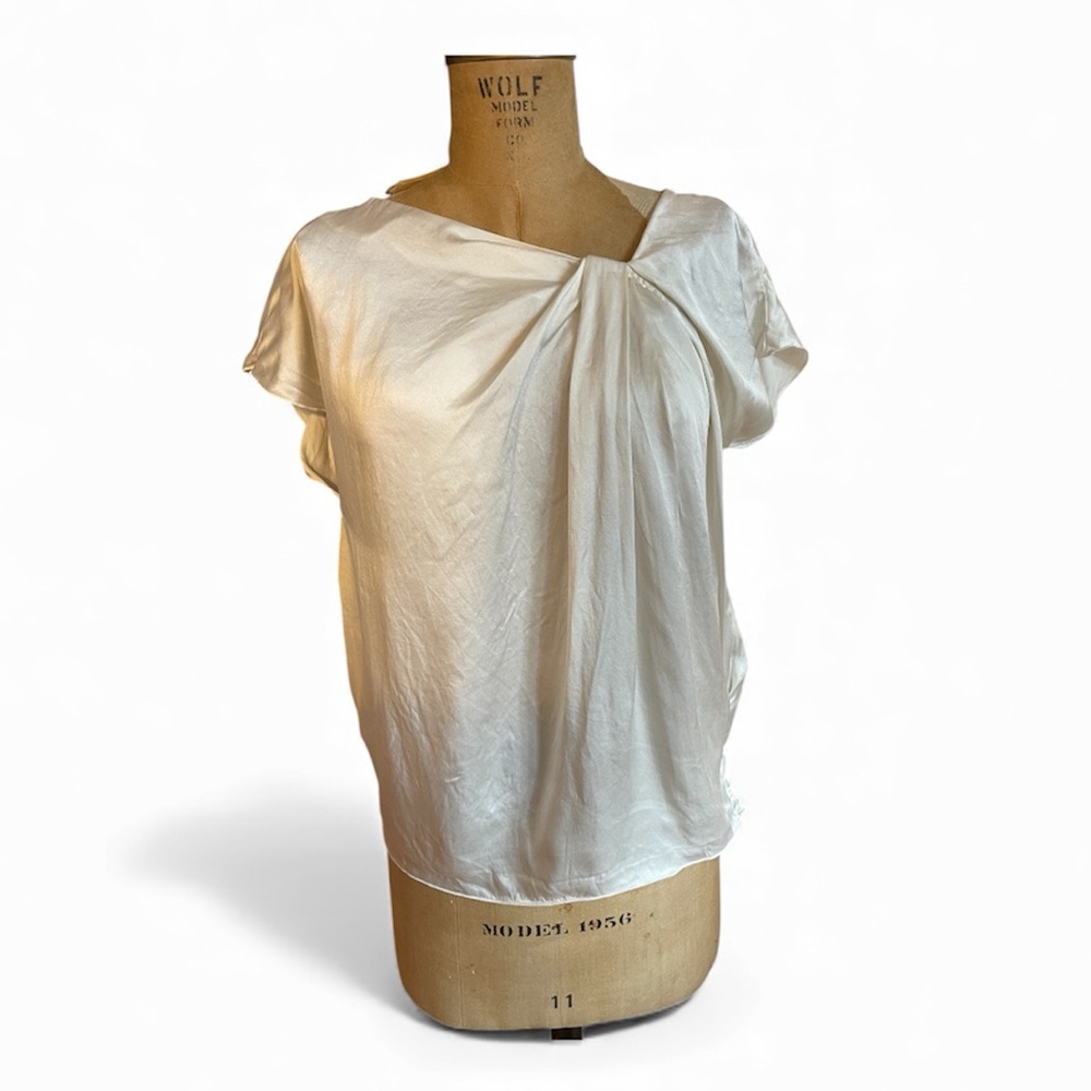 Ellen Tracy | Asymmetric Gathered Neck Blouse